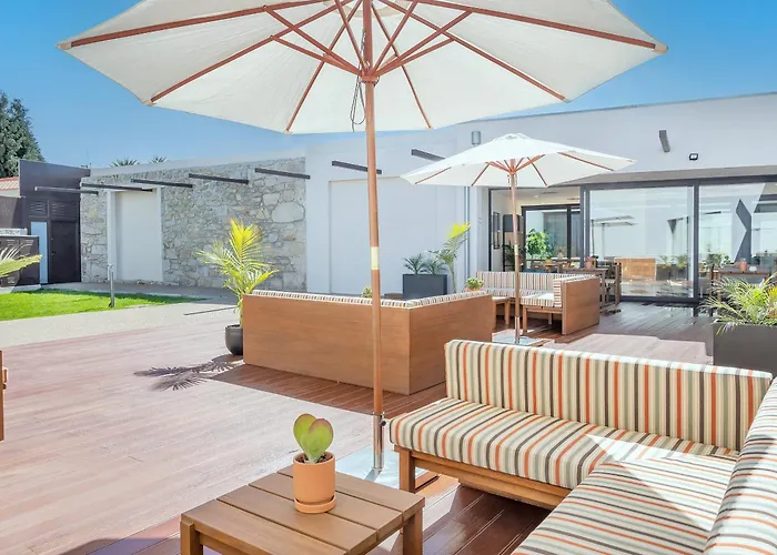 Bfresh Hotel - Padel, Pool & Fitness - Adults Only